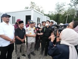 Mendagri  yang Didampingi Bupati Aceh Tamiang Tinjau Korban Bencana, Dorong Percepatan Pemulihan 