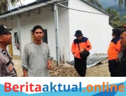 Bhabinkamtibmas Polsek Simpang Jernih Dampingi Tim BNPB Monitoring Pembangunan Huntara