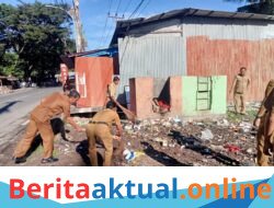 Jajaran Dinas Lingkungan Hidup (DLH) Kabupaten Bantaeng kembali menggelar kegiatan kerja bakti rutin dalam program Selasa dan Kamis Bersih.