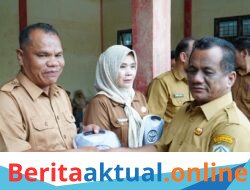 Wakil Bupati Ismail Terima 11 Unit Ambulance Dari Kementerian Kesehatan