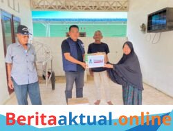 HUT Perdana ARKAMEDIA Diwarnai Aksi Sosial, Yusnar Al-Banjari Santuni Penghuni Panti Jompo di Teluk Mengkudu