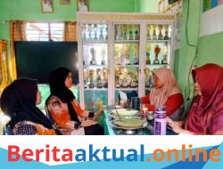 Tim Asesor Akreditasi BAN PDM Sulsel Wawancara Ketua Komite Dan Guru SD Negeri no 99 Kampung Beru Kecamatan Galesong di Pertemuan Akhir