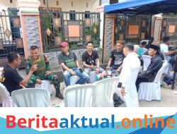 Deteksi Dini Lewat Ngopi Bareng: Cara Babinsa Galut Serda Saharuddin Jaga Pakkabba Tetap Kondusif