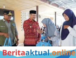 Bupati Aceh Tamiang Bersama Dirjen Adwil Kemendagri Tinjau Instalasi Air Bersih dan Serahkan Bantuan bagi Warga Terdampak Bencana