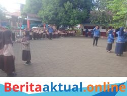 UPACARA PERINGATAN HARI PENDIDIKAN NASIONAL DI SD NEGERI 93 SAWAKUNGBEBA BERLANGSUNG KHIDMAT DAN MERIAH
