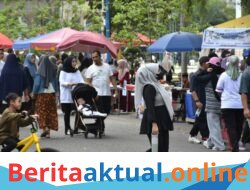 Kawasan Lapangan Merdeka, Kota Langsa, Dipadati Warga Yang Memanfaatkan Momentum Car Free Day