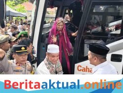 *Bupati Bantaeng Sambut Kepulangan Jemaah Haji, 321 Jemaah Kembali dengan Selamat