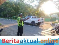 Himbauan Tertib Lalu Lintas Disampaikan Personel Satlantas Polres Langkat Dan Pengaturan Lalu Lintas Pagi