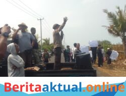 Aksi Warga Batu Hiu: Tumpahan Batu Bara Dinilai Lebih Mendesak Dibersihkan daripada Evakuasi Tongkang