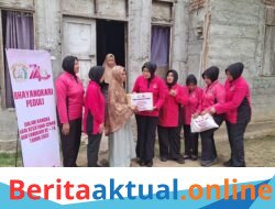 Bhayangkari Peduli HKGB ke-74, Polsek Simpang Keuramat Salurkan Bansos kepada 10 Warga Kurang Mampu
